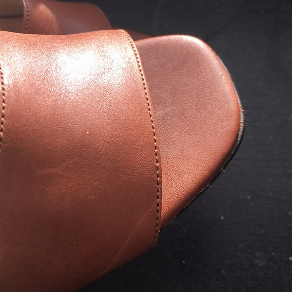 MICHAEL Michael Kors Leather Cognac Wedges - Picture 5 of 8